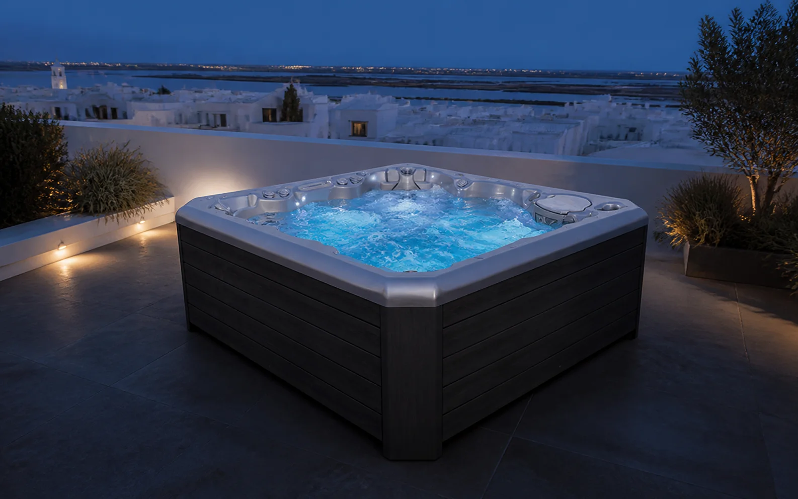 Quarz 212 num rooftop de Olhão ao anoitecer